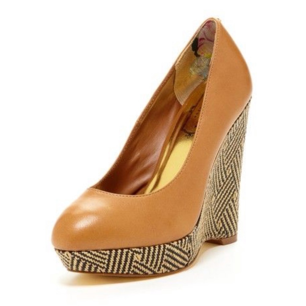 Ted Baker London Brandeey Wedge Heel Pump 38